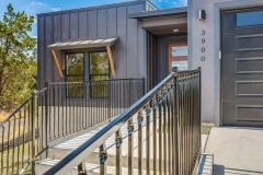 3900_Crockett_Ave_003