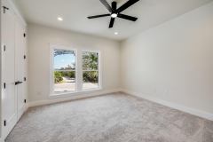 3900_Crockett_Ave_004
