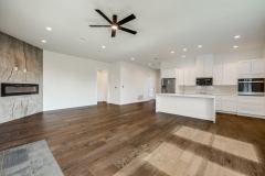 3900_Crockett_Ave_011