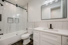 3900_Crockett_Ave_023
