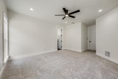 3900_Crockett_Ave_027