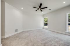 3900_Crockett_Ave_028