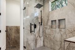 3900_Crockett_Ave_032